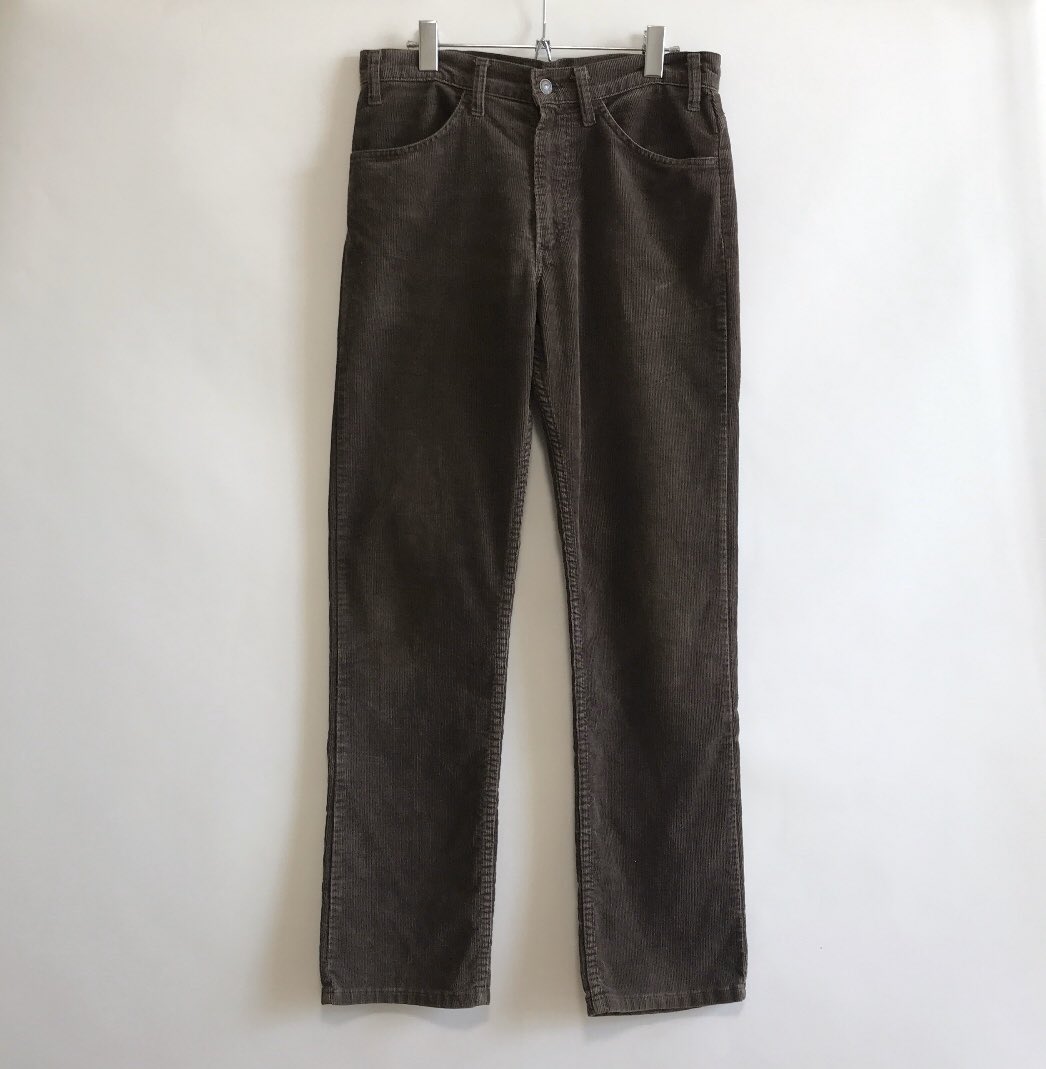 furugiyaoweyou's tweet photo. 本日の出品！

70's swedish army M-59

80's Levis 519 corduroy pants

80's Velour tyrolean jacket

Used germany pajama shirt

https://t.co/9UKrsSgfi3

#ヴィンテージ古着
#スウェーデン軍
#Levis519
#パジャマシャツ
#パキスタン仕入れ
#BASE
#西野亮廣エンタメ研究所 https://t.co/SUjDvs0GZg
