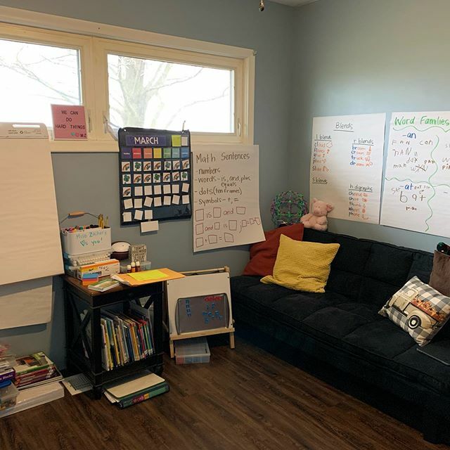 zacharysabrina's tweet photo. Here’s the setup for #extendedeLearning #stayhome #socialdistancing #iteachk #wrezach https://t.co/BBu0MDKlFv https://t.co/5QFCeBR18u