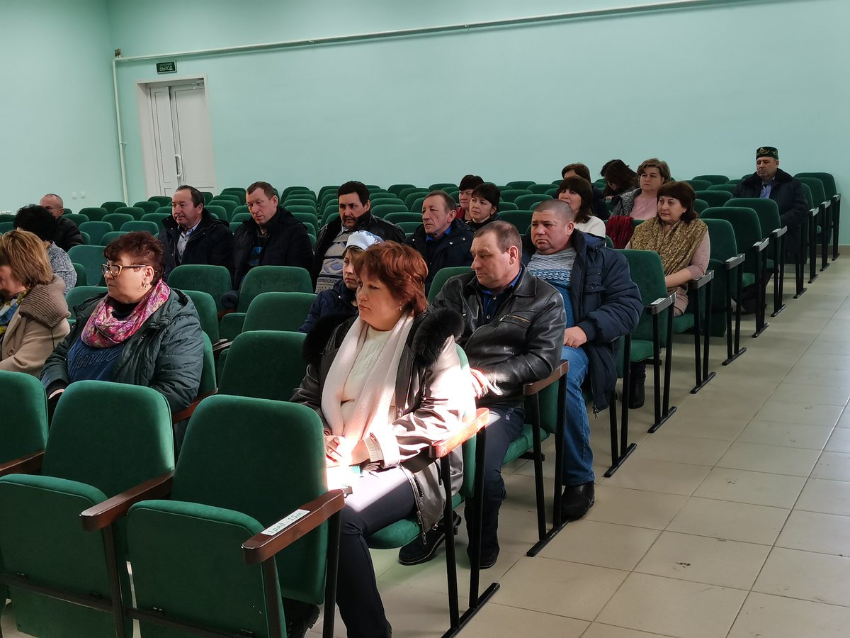 Сегодня в с. Средний Сантимир Новомалыклинского р-на совместно со специалистами Центра компетенций в сфере с/х кооперации и поддержки фермеров Ул.области провели семинар по вопросам оказания мер гос. поддержки малых форм хозяйствования #НацПроектМСП