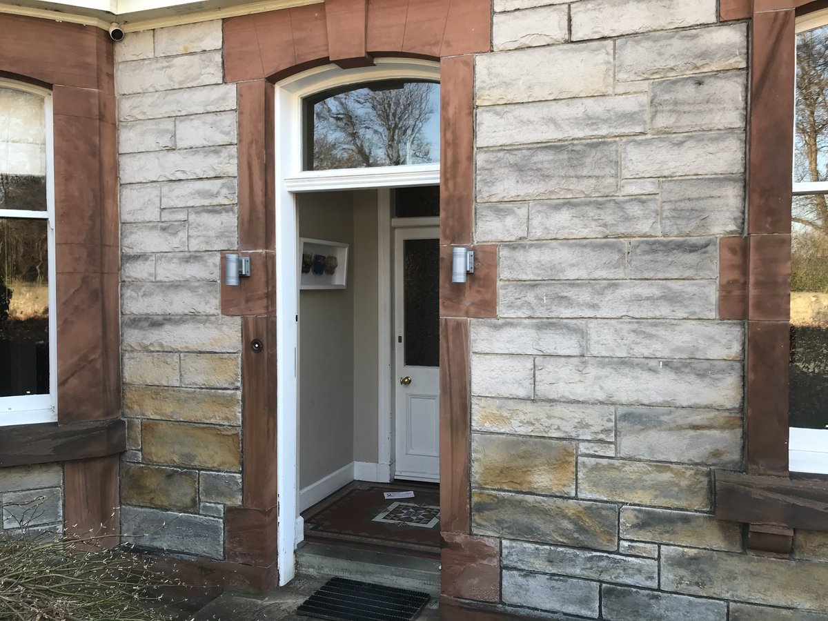 craigiwatson's tweet image. My door is always open... #dayone of working from home. If you need #comprop advice over the coming weeks then contact me or any of @JLLScotland #Edinburgh #OfficeAgency team. Lets continue to speak. We are always on the end of the phone, WebEx or email. @Cameron_Stott @benjogle