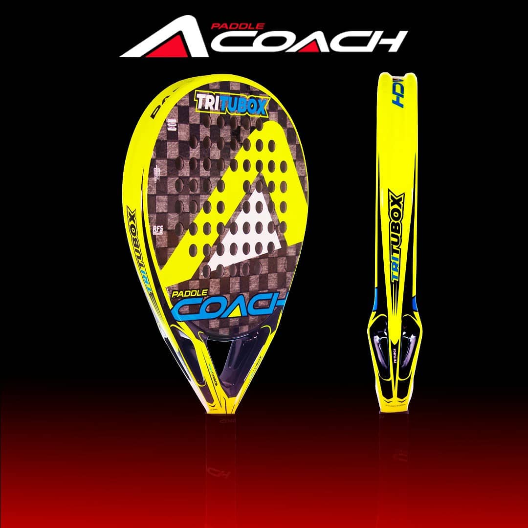 paddle_coach's tweet photo. ⚠️TRITUBOX⚠️
Reinventamos la clásica Tritubox para exigirle el máximo rendimiento dentro de la pista. 
Su tecnología Tritubox mejora la aerodinámica de la pala, aumentando su resistencia y reduciendo las vibraciones transmitidas al brazo gracias a su triple tubular.
#padel https://t.co/h4HCioZKxa