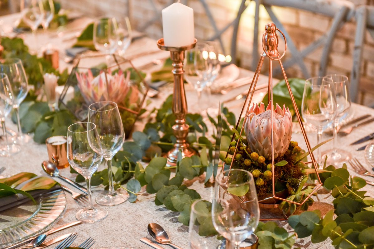 HiSide_Events's tweet image. The South African national flower took centre stage at this elegant event.

#HISIDEvents #HISIDEGroup #events #eventmanagement #eventplanning #magicalevents #eventplanner #eventing #eventmanager #eventinspo #magicevents