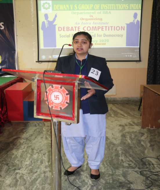 dewangrp's tweet photo. DEWAN INSTITUTE OF MANAGEMENTS STUDIES, BBA ORGANISED AN INTRA INSTITUTE DEBATE COMPETITION TO GIVE THEM A PLATFORM TO ENHANCE THE ORATING SKILLS OF THE FUTURE PROFESSIONALS AND TO HELP THEM FORM AN OPINION ON TRENDING SOCIAL ISSUES, ON 05-02-2020.
#dewangroup #DebateCompetition https://t.co/fRUiaDYy9q
