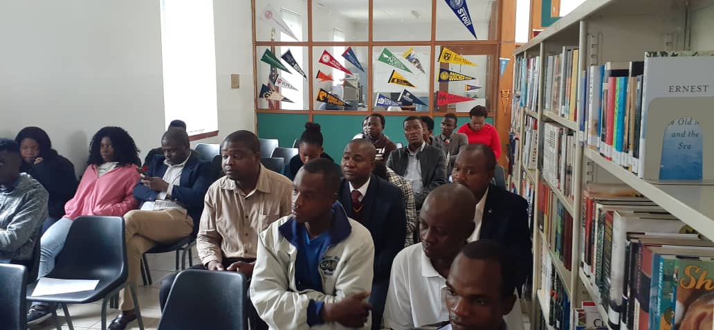 misazimbabwe's tweet photo. Happening Now: @misazimbabwe information hub launch and community mobilization meeting on Internet freedoms in Gweru.

#accesstoinformationZW #digitalrightsZW

@MAZ_Zim @kubatana @OpenParlyZw @TabaniMoyo @IFEX @privacyint @AFEXafrica @APC_News @MISARegional https://t.co/O9sO1M40XU