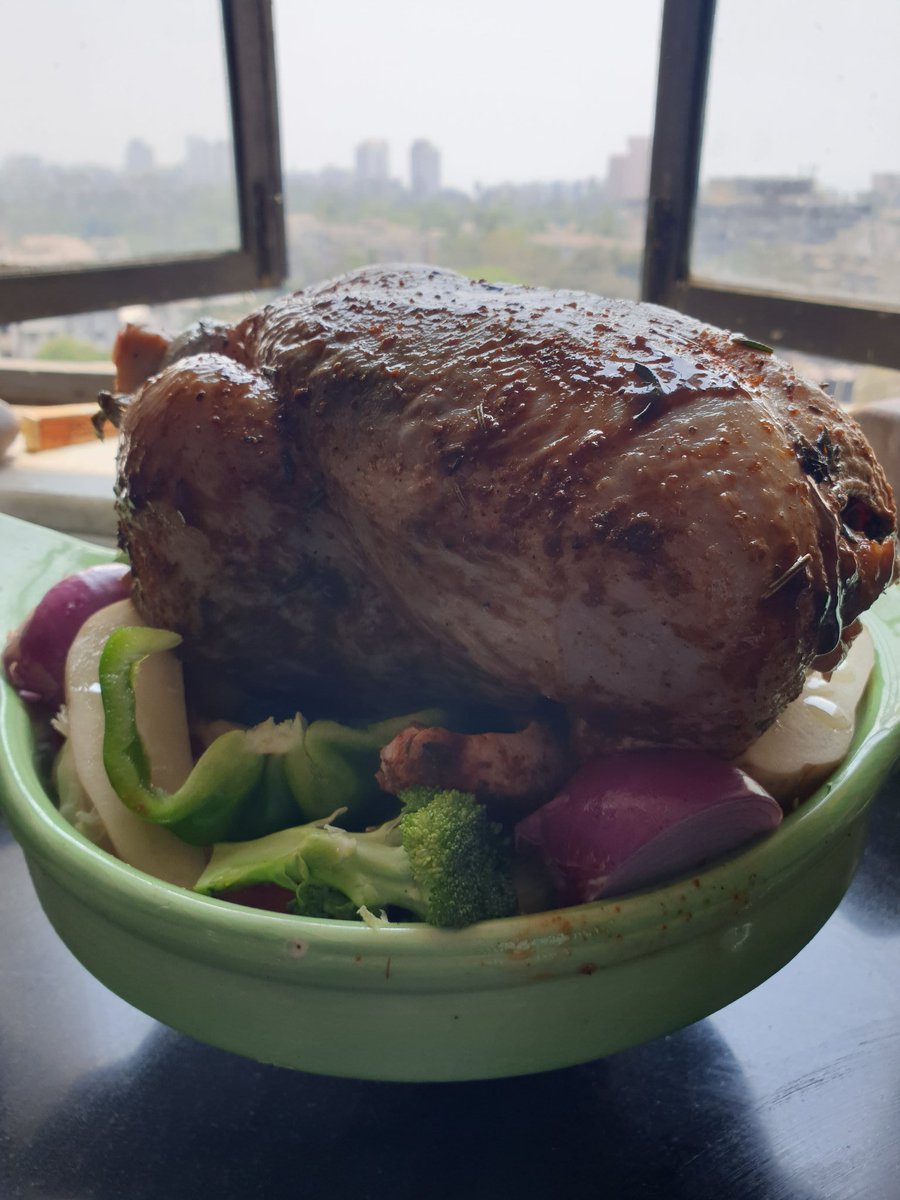 meraazamir's tweet photo. And while at it, a little bit of indulgence never hurt anyone! ๐
#WorkFromHome
#ChefDad
#chef
#cooking
#baking
#beingachef
#homechef
#homecook
#justcooking
#fatherdaughter
#quarantine https://t.co/NKi3hRJC1A