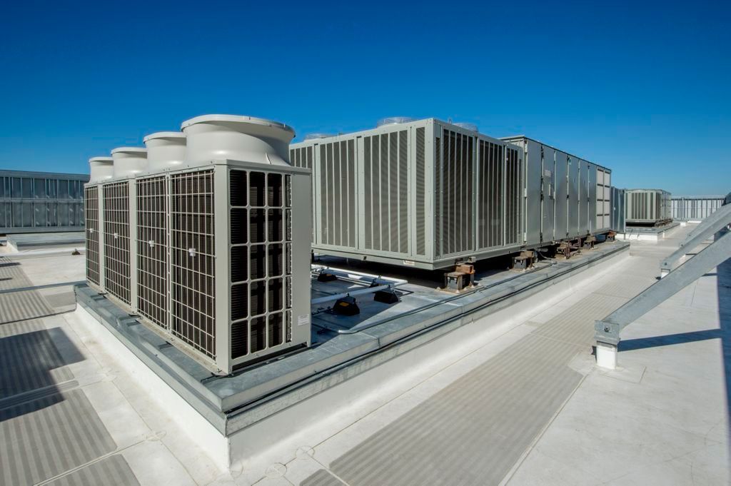 multi_temp's tweet photo. Problems with your #HVAC system? Not heating? Not cooling? Noisy unit? Poor performance? Multi-Temp cover the whole of the UK and provide service support 365 days of the year. Visit https://t.co/PbwpTSYtnA to find out more or call 01543 577717 https://t.co/YtWnPHTal2