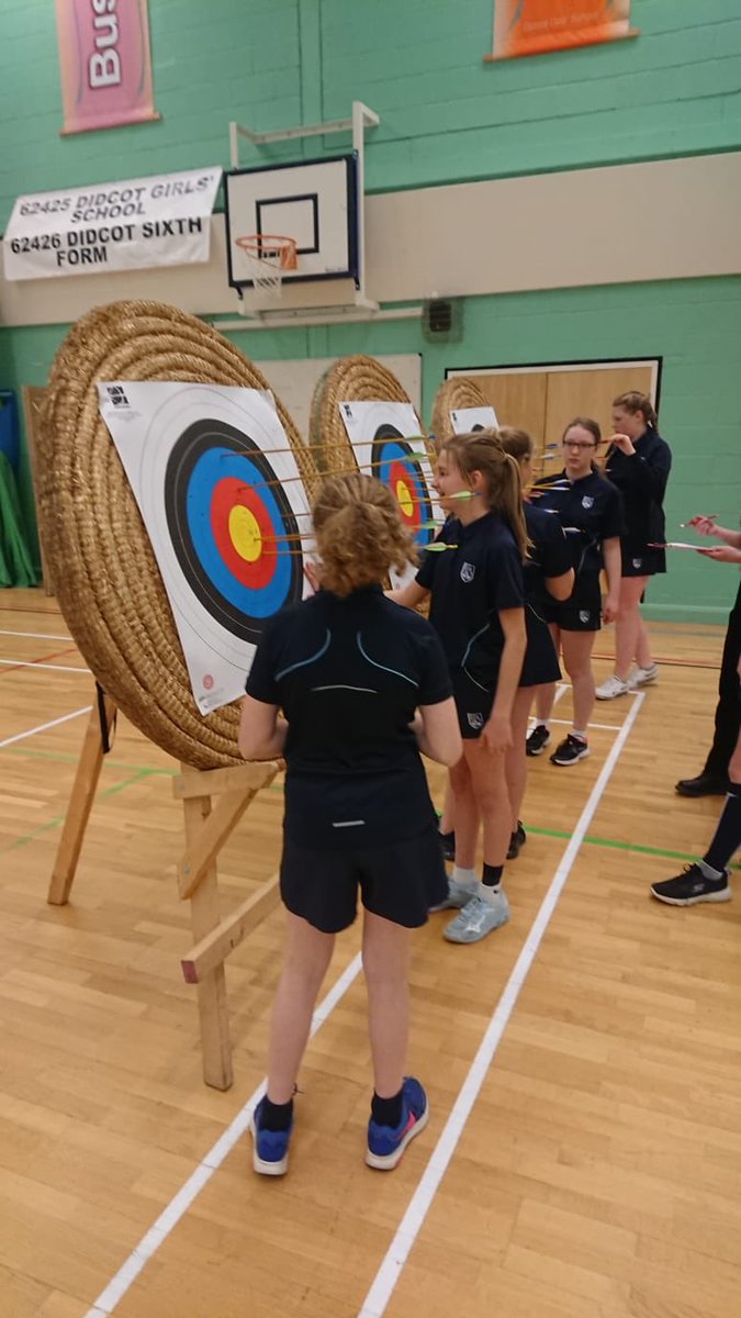 DidcotGirls's tweet photo. And the first DGS interhouse Archery competition is underway... https://t.co/92QgVD5YzM