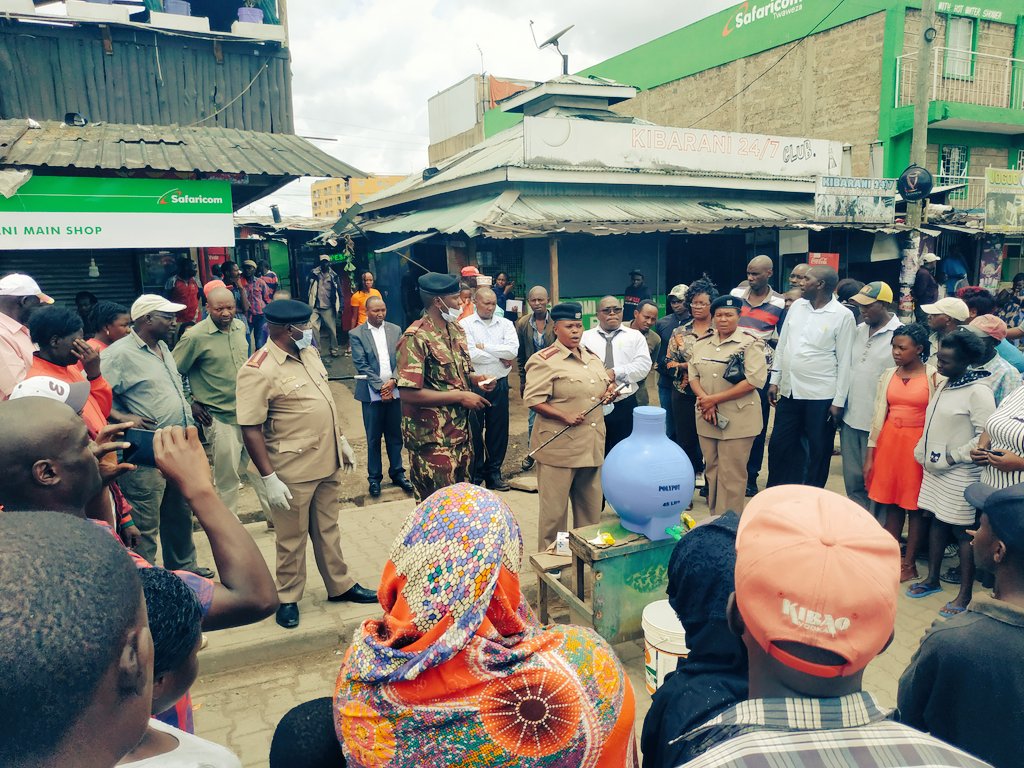 GSNAfrica's tweet image. Public sensitization on #coronavirus   safety precautions in Mlolongo by Administration Police. #COVID19KE #Covid_19 @MOH_Kenya @NPSOfficial_KE