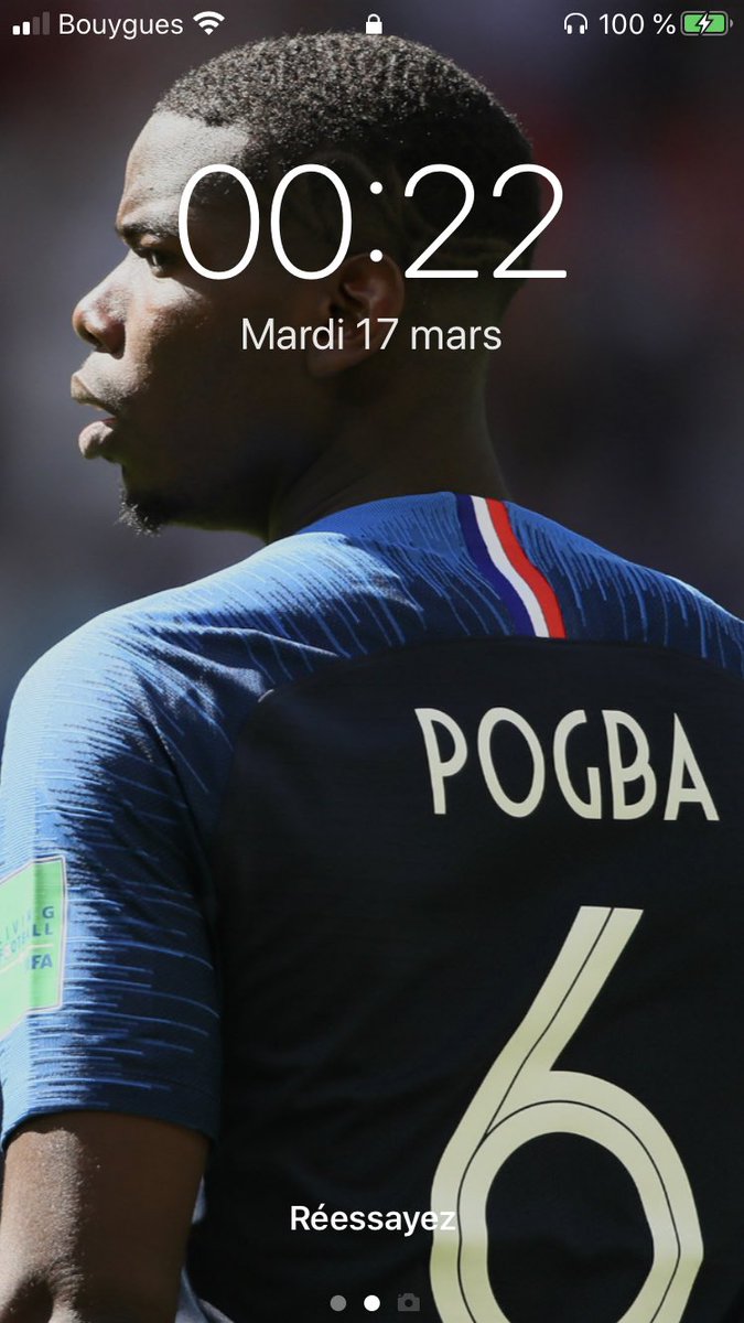 PSGMathd's tweet photo. 1 jour, 1 fond d’écran - thread https://t.co/q3kNXAd6XK
