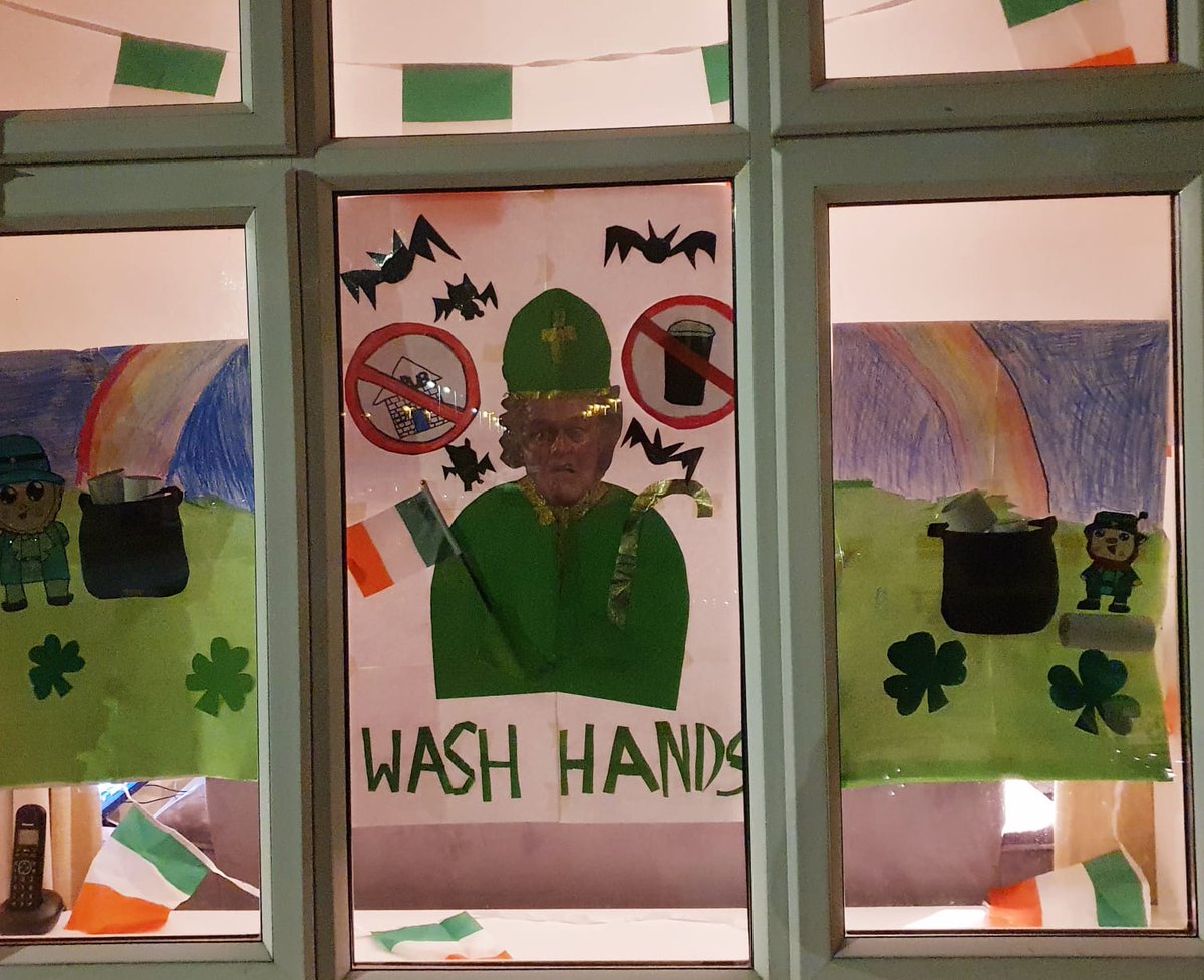 RaglanRollers's tweet photo. ☘️ 🇮🇪 If you're kids (or even the adults!) have a #ReverseParade going on today, post pics of them here and tag us. ☘️ 🇮🇪
Happy St Patricks Day from all the Raglan Rollers Team
#StPatricksDay #CelebrateInsideOut #together #artFlashMob #paddy_panes https://t.co/zxYZScdG3v
