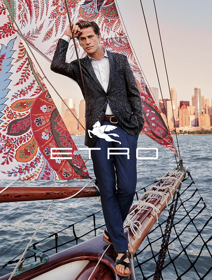 BookStyle1's tweet photo. James Turlington, Alton Mason &amp; Mark Vanderloo, models for @EtroOfficial Collection 🔝🔝🔝 

📷 @cassblackbird

vía @mmscene: https://t.co/DyTKqnUG1x 

#EtroSS20 #EtroMan #menswear #fashion #mensfashion https://t.co/tVHYVbaIu9