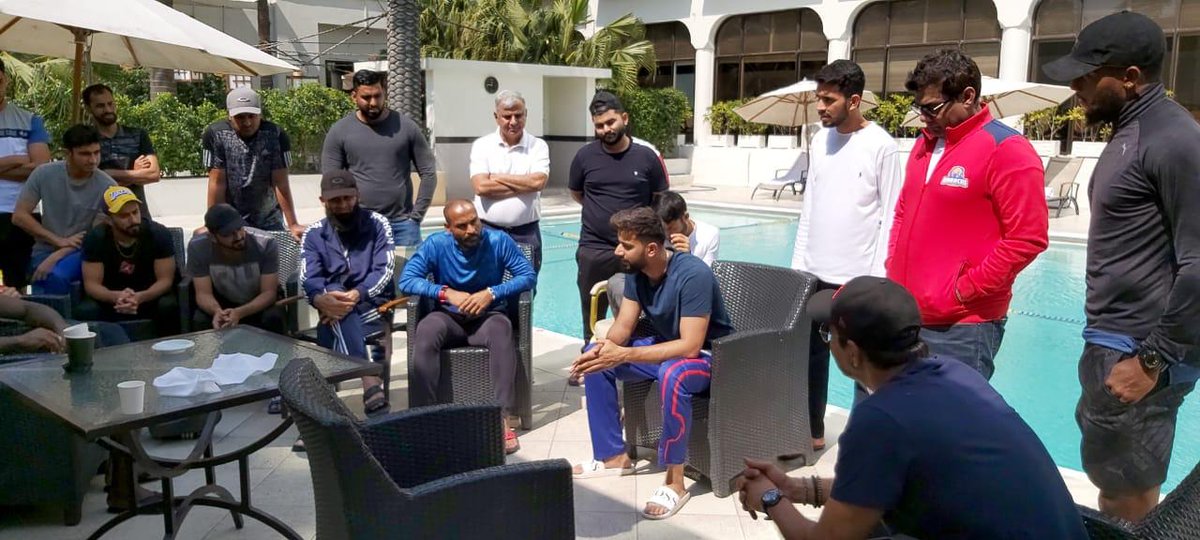 KarachiKingsARY's tweet photo. Team Owner @Salman_ARY President @wasimakramlive, Coach @ProfDeano &amp; Captain @simadwasim delivering farewell speeches &amp; thanking all the players for such an amazing team work
Goodbye fans &amp; Stay Safe! 
May Allah protect us all from this global pandemic 🙏🏻
#KarachiKings #HBLPSLV https://t.co/QkKl8mBhYA