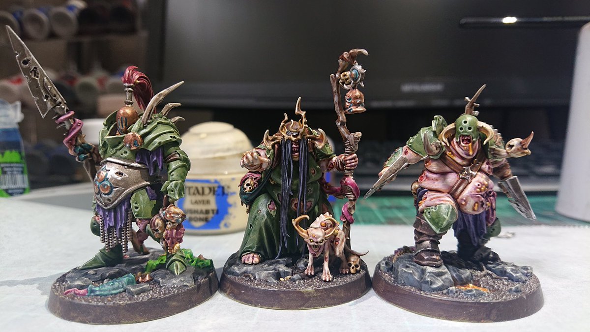 RT @donburiRuki: 蛆竜の吐き戻し完成！ #nurgle #ウォーハンマー