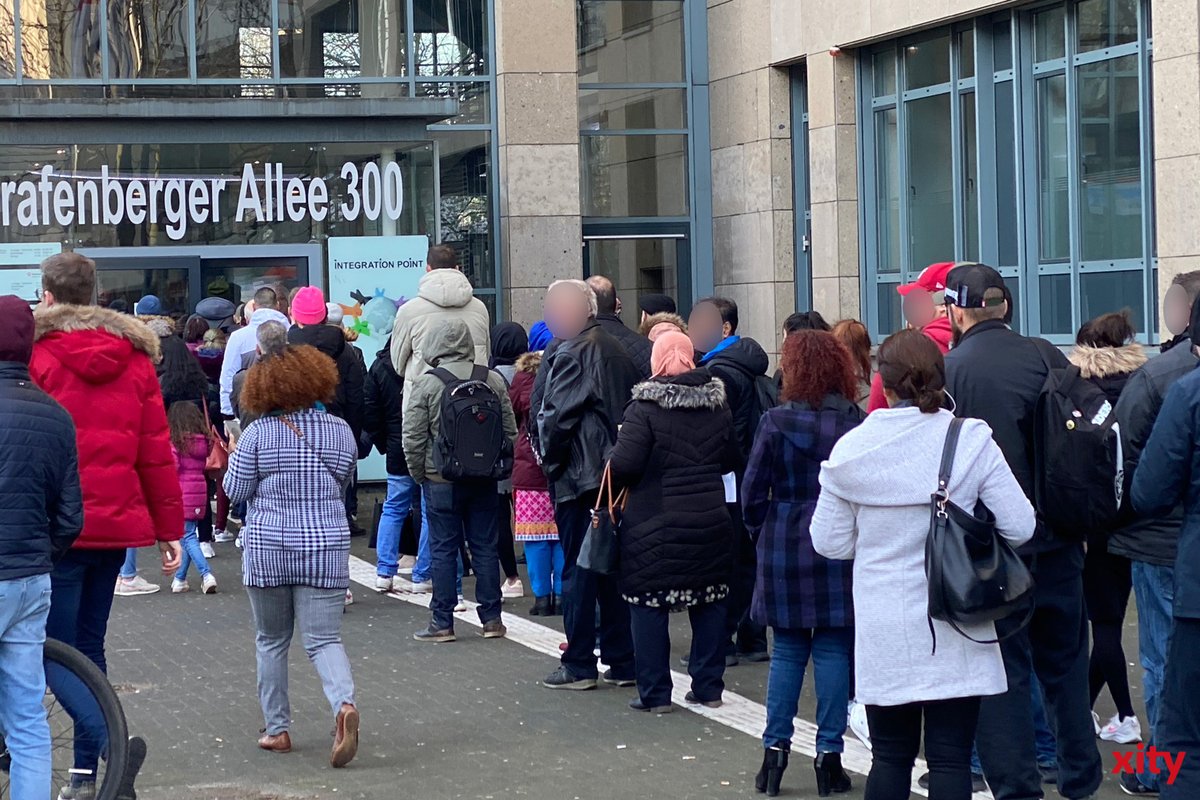 Wegen #Corona bleiben die Agentur für Arbeit und das Jobcenter Düsseldorf ab Mittwoch geschlossen. Die Auszahlung von Leistungen ist dadurch aber nicht gefährdet. --> bit.ly/2TWhEIh