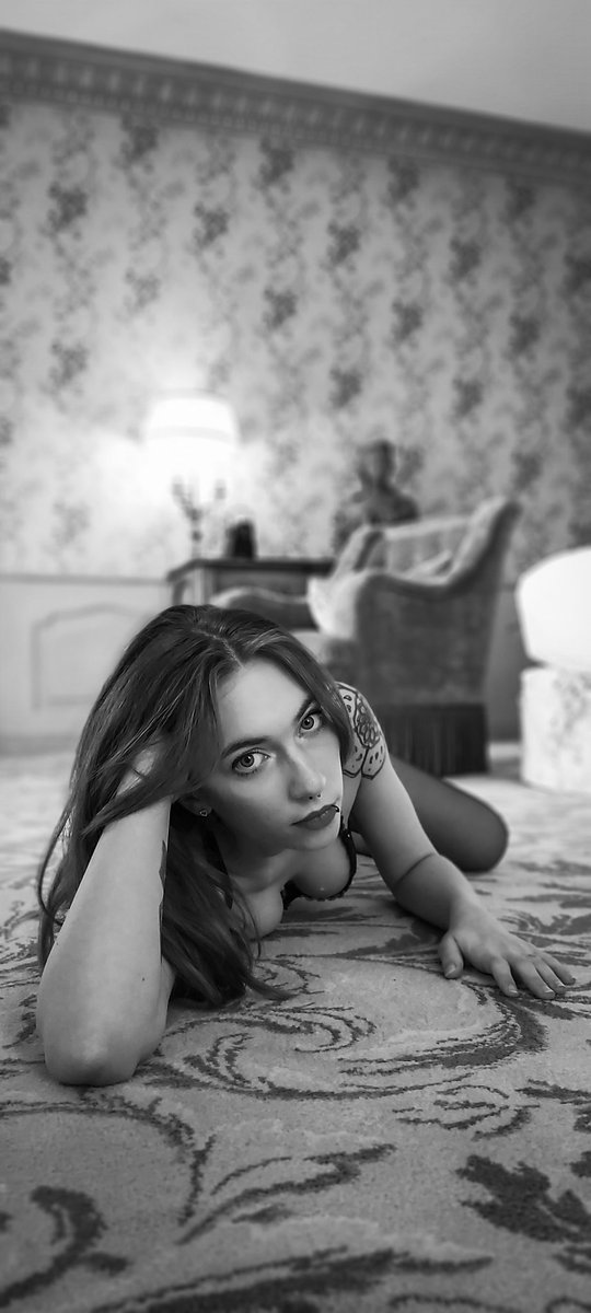 Mitch17800's tweet photo. Sensuellement votre by Mitch and Cara Celli lingerie 
@MahaSlaoui @CaraCelliLuxe @voguemagazine @ana4dream @CosmopolitanUK @ELLEfashion @GlamourParis https://t.co/y8ckUNwxDV