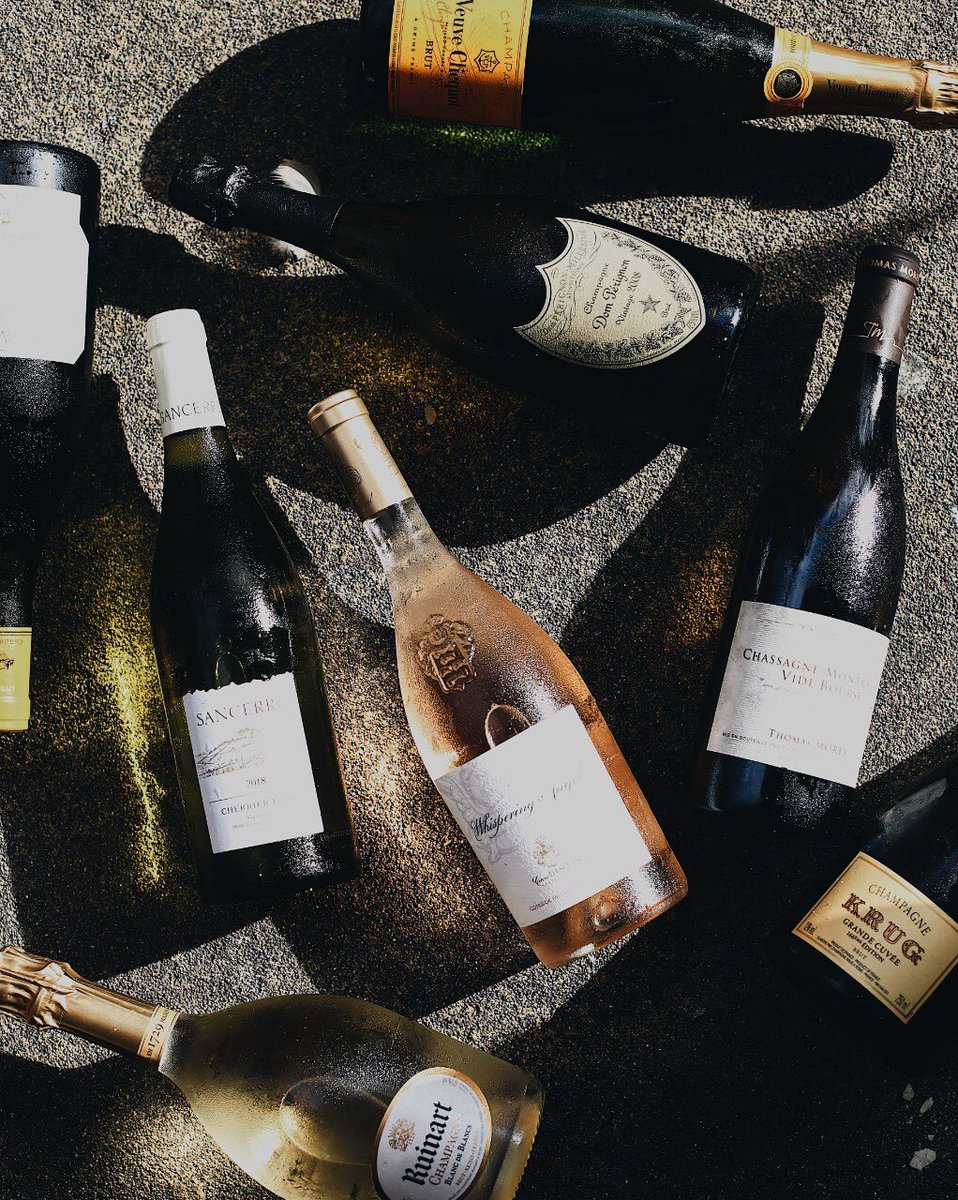 fancycrabuk's tweet image. The more wine the better. Especially if it is perfectly paired with Red King Crab. The succulent flavor of rich in high-quality protein crab meat is well highlighted by our wine selection🦀🍷
⠀
Explore our fancy wine list and improve your impression of our food.
⠀
#fancycrab