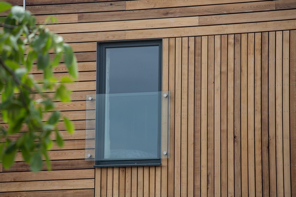 Bespoke Frameless Glass tweet media