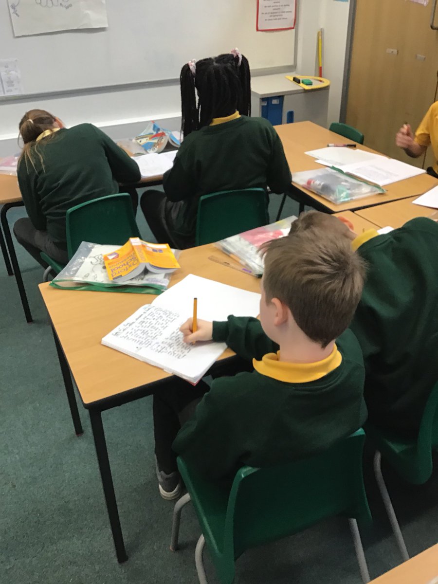 larksMPS's tweet photo. In English, Mr Morris’ set have been writing setting descriptions for Kensuke’s cave. We are half way through the writing and will finish it off tomorrow when we look at the front of the cave. @EnglishMPS_  @nightingalesMPS @swallowsMPS https://t.co/x1H9ulzUHC