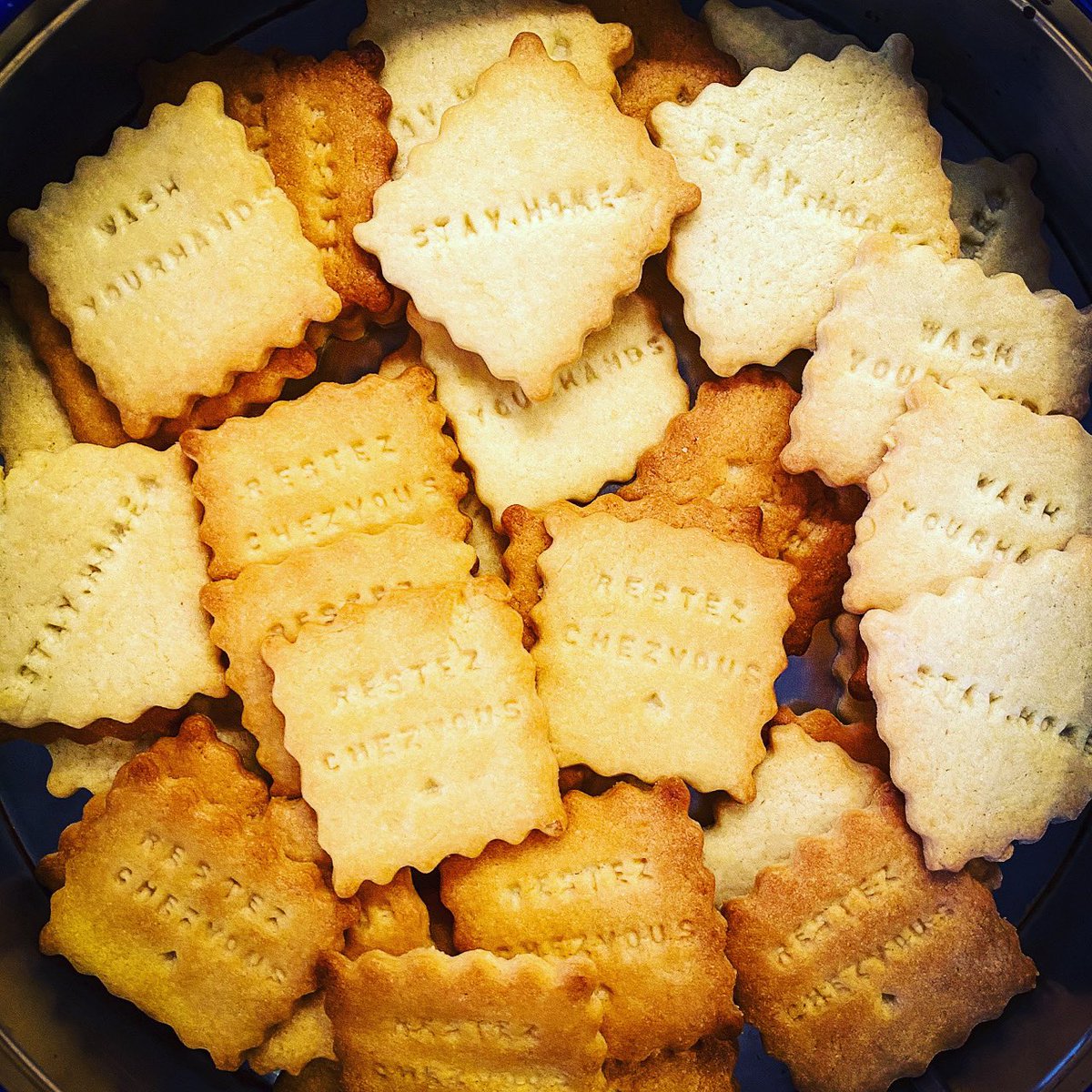 jessekitchen's tweet photo. #staysafe at home 
Use #lockdown time to bake some biscuits..
#bepatient and #bestrong 
#stayathome #stayhome #besafe
#restezchezvous https://t.co/2dSoCl2STv