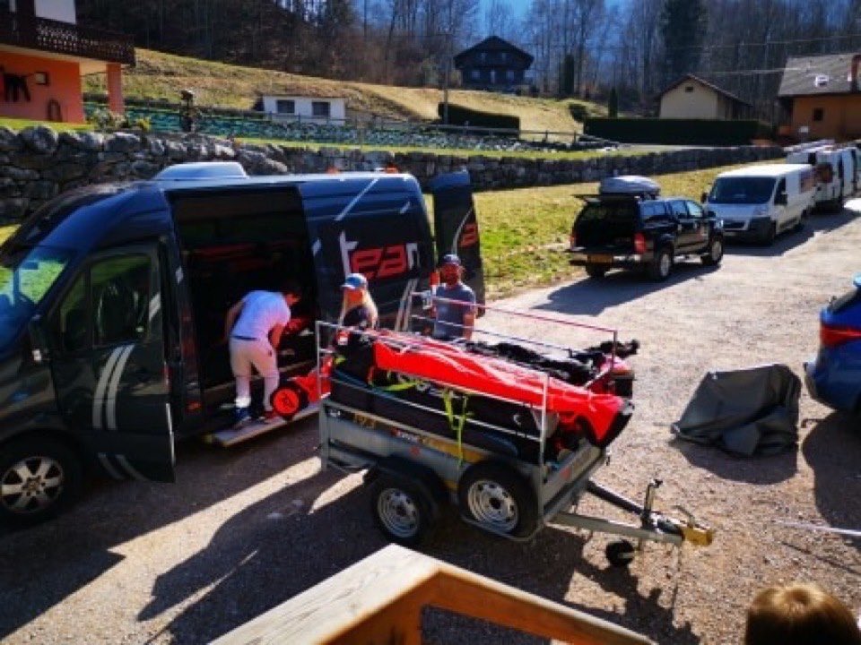 SkiAmelia's tweet photo. Thanks to @_iain_innes_  + Lachlan for getting all our skis back!
Sad 2 b waxing for storage now.
Best wishes to friends from Ireland, UK, Europe.
Stay safe - I hope you + your families all come through to the far side of this mess! 
C u up a mountain somewhere...
Amelia https://t.co/sGylqTylzi