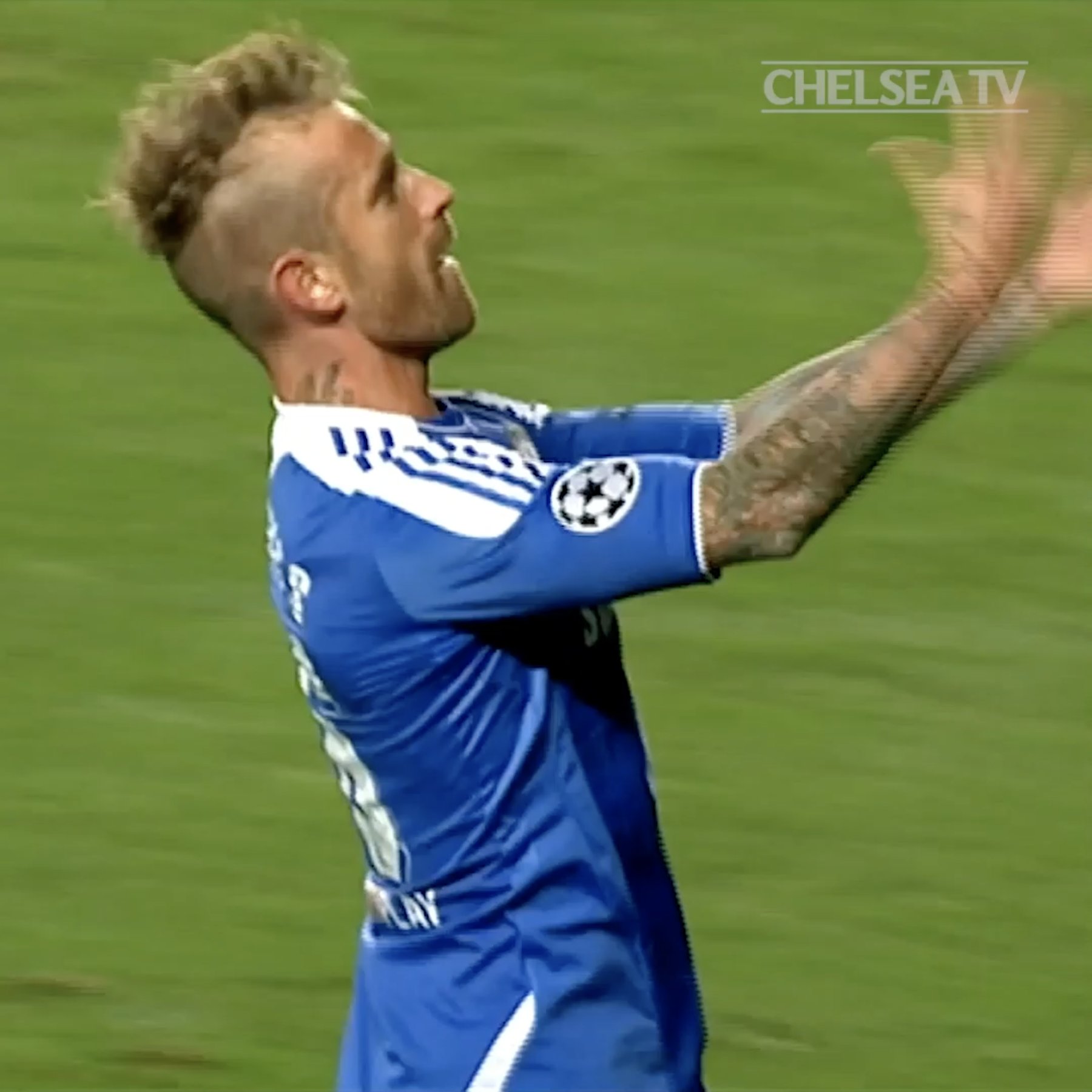 Happy 39th Birthday to Raul Meireles  