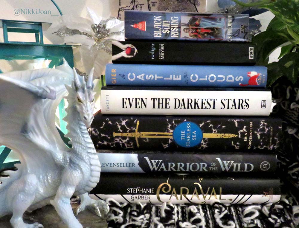 Nikkiwithbooks's tweet photo. Although there's probably more, this is currently my favorite book stack.
#yabooks #yalit #currentlyreading #bookrecommendations #yafantasy #caraval #warriorofthewild #thestarlesssea #eventhedarkeststars #acastleintheclouds #twilight #blacksunrising #bookstagram #dragon https://t.co/rVvfunQ44e