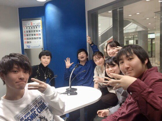 emo_hill's tweet photo. 【ラジオ出演📻】

かわさきFM 「ミュートンタイム」に出演しました！
普段の活動や、生演奏を披露させて頂きました♪

イベントのご依頼等はこちらのTwitterアカウントのDMにて受け付けております😊お待ちしております！ https://t.co/NX4rebUkD3