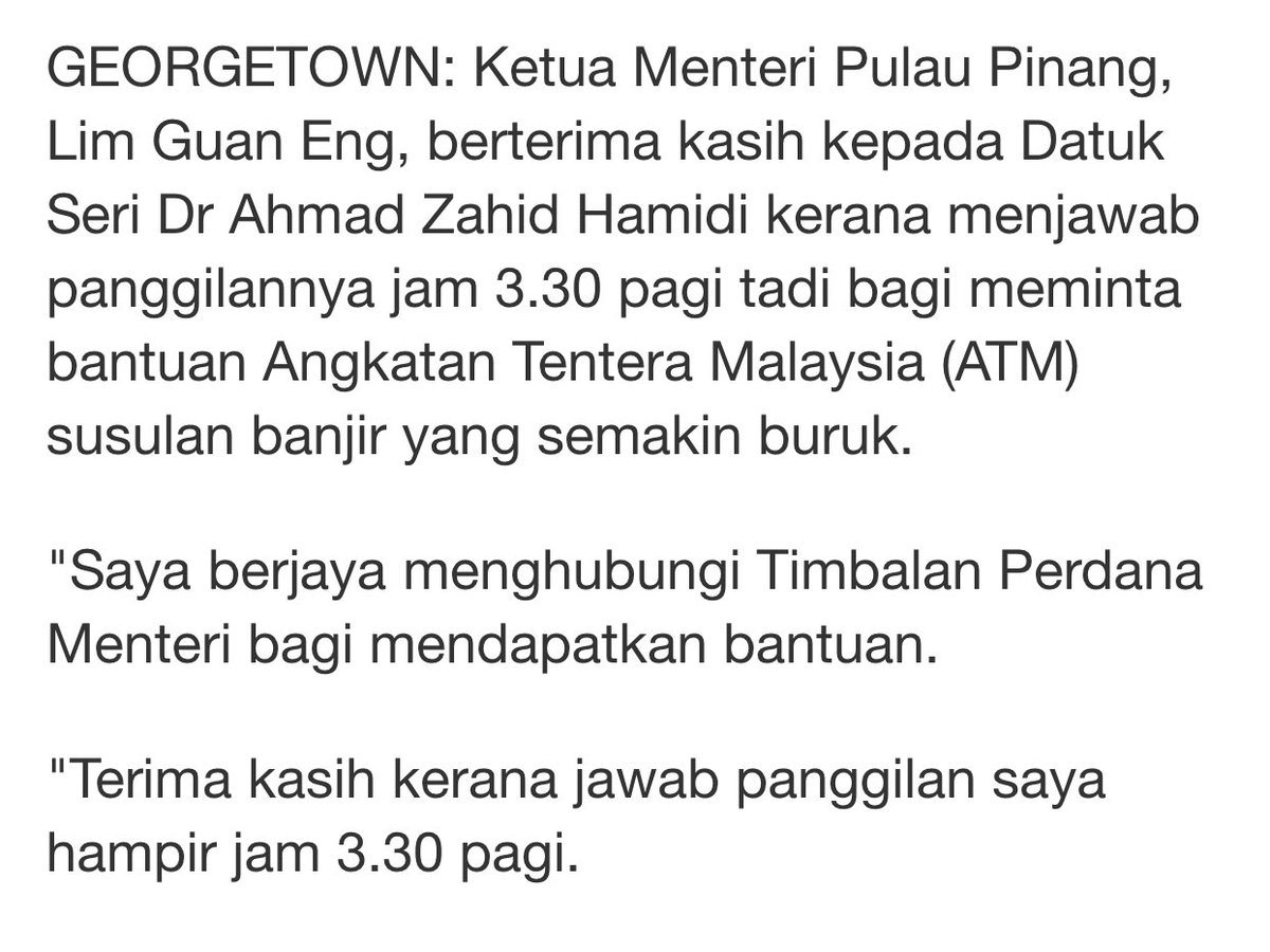 HermyRahim's tweet photo. Tahukah anda ketika zaman pemerintahan BN dan ketika itu Pulau Pinang sebagai negeri pembangkang dilanda banjir besar. 

Ini reaksi LGE terhadap Zahid Hamidi yang hantar bantuan tidak mengira parti atau negeri pembangkang. 

Zahid pon tak sekejam kerajaan sekarang. Gila! https://t.co/EaalRBpjw3