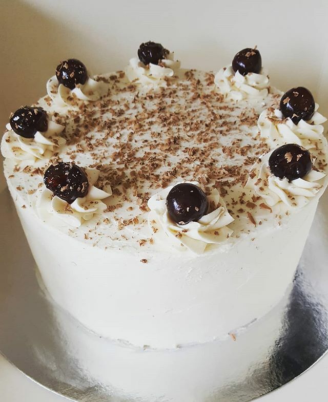 FlosKitchenuk's tweet photo. Just a quick post to let you all know that Flo's Kitchen is open as normal and happy to provide you cakes delivered to your door to get you through this crazy time! Here's a picture of a chocolate and cherry cake with vanilla icing for you all to drool o… https://t.co/Kgd5Vt3ObL https://t.co/L8rsupRhvv