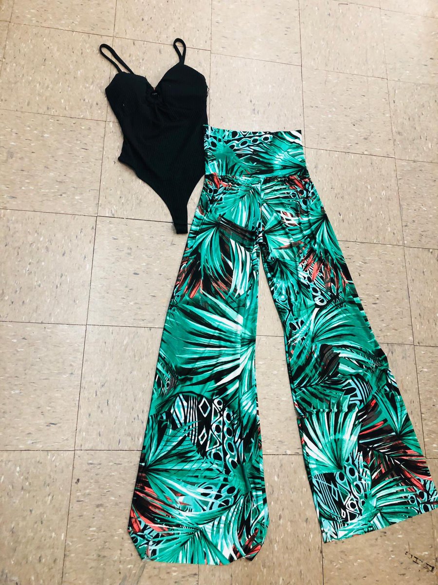 NorysDesign's tweet photo. Happy St Patrick’s Day! 💚🌴☘️🍀 #stpatricksday #norysdesignboutique https://t.co/rsWPGyfqGZ