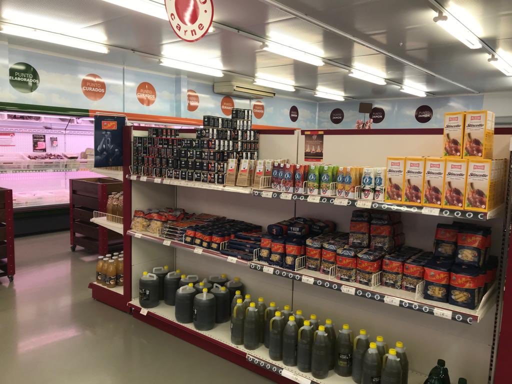 fribinfoods's tweet photo. LA TIENDA DE BINEFAR ESTÁ ABIERTA PARA TODO AQUEL QUE LO NECESITE EN SU HORARIO HABITUAL
- Lunes a Sábado - 9:00 a 14:00
- Viernes tarde- 17:00 a 20.00
Gracias por ser comprensivos con las medidas de control  y prevención que hemos adoptado. Si no es necesario #quédateentucasa https://t.co/TICDKl4Zmq