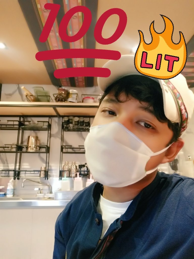 Samuiiii6's tweet photo. โควิท19 ก็น่ากลัว 
โคย่างน้ำจิ้มสุกี้ก็น่ากิน
#สมุย #สุราษฎร์ธานี #โควิท19 https://t.co/3usO8JAhsX