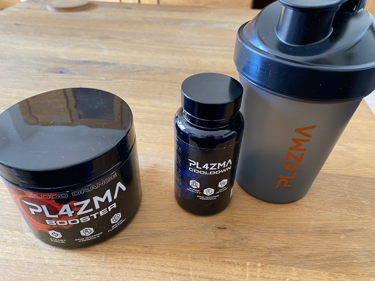 I thought changing my sleep schedule for Master Tour Living Room might get rough, but <a href="/Pl4ZMAcom/">PL4ZMAcom</a> did send out some help so I won’t be a tired pepega playing the tournament, just a normal pepega