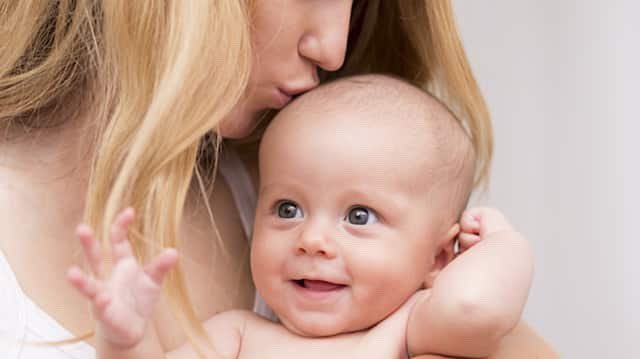 DRKimBenton's tweet photo. 4 Natural Teething Remedies For Babies: https://t.co/EzaBOUpEFc https://t.co/YKQA6Hi8ip