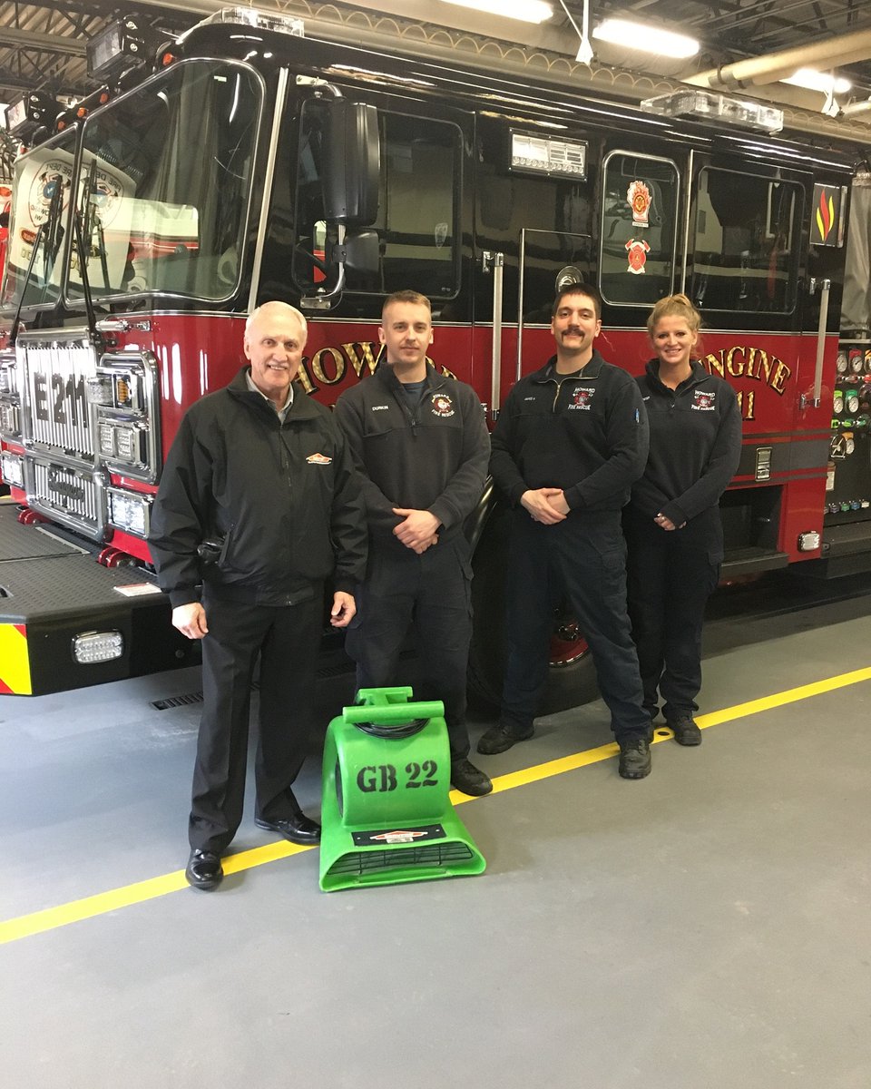 SERVPROBrownCo's tweet photo. Our Marketing and Sales Manager, Jim Knopf, stopped by the Village of Howard Fire Department to drop off one of our air movers as a donation from @SERVPROBrownCo.

The firehouse will use this piece of equipment to dry out their gear after each job.
#firstresponders #teamservpro https://t.co/mUV6JT7Mky