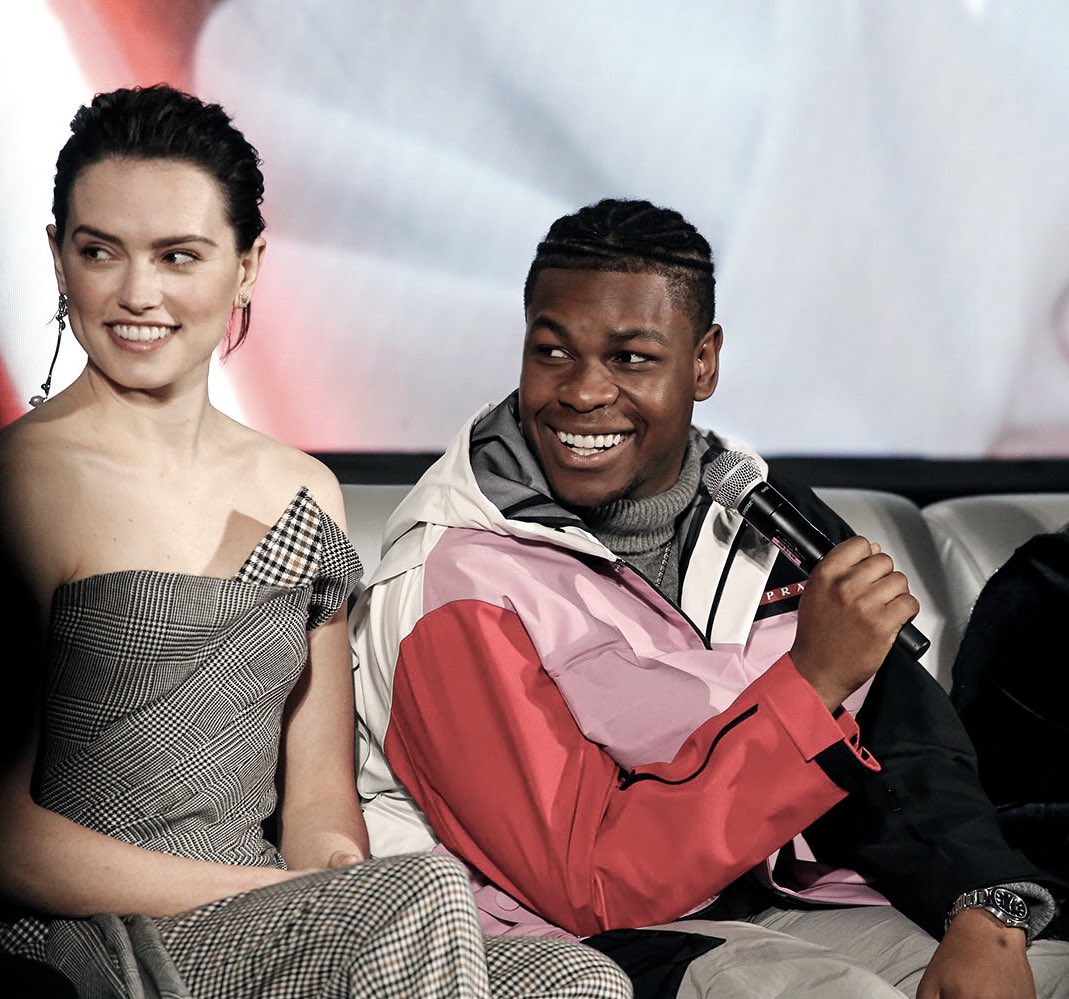Happy birthday to John Boyega!! hope it s a good one  