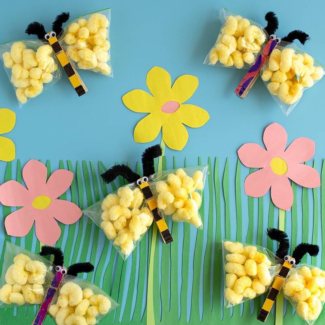 Spring is almost here. 🌼 Make your afternoon snack bloom with this fun craft! 
You'll need: clothespins, construction paper, markers, pipe cleaners and a little bit of imagination. #piratesbooty #crafts