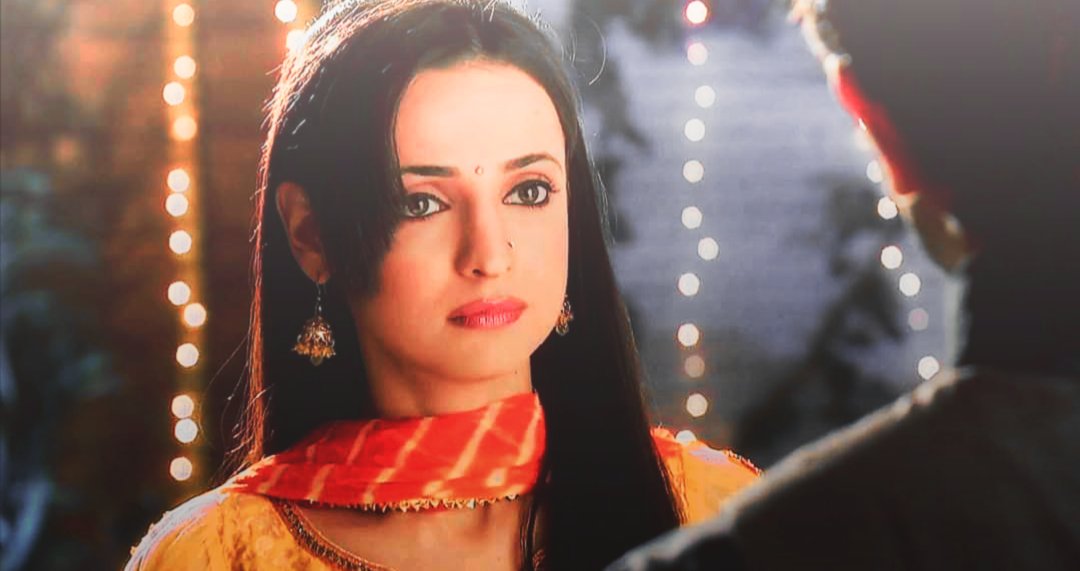 K: "Kisi Aur Ki Chudiyo Ke Liye Itna Pyaar, Aap Arnav Singh Raizada hi hai ya unke Sar par chada hua 102 bukhar"A: "Excuse Me,Btana Padega,Ye Khushi Kumari Gupta Bol Rhi Hai Ya Har Wqt Uske Sar Par Chada Hua Pagalpn" Their Banters  #BarunSobti  #SanayaIrani  #IPKKND  #Arshi