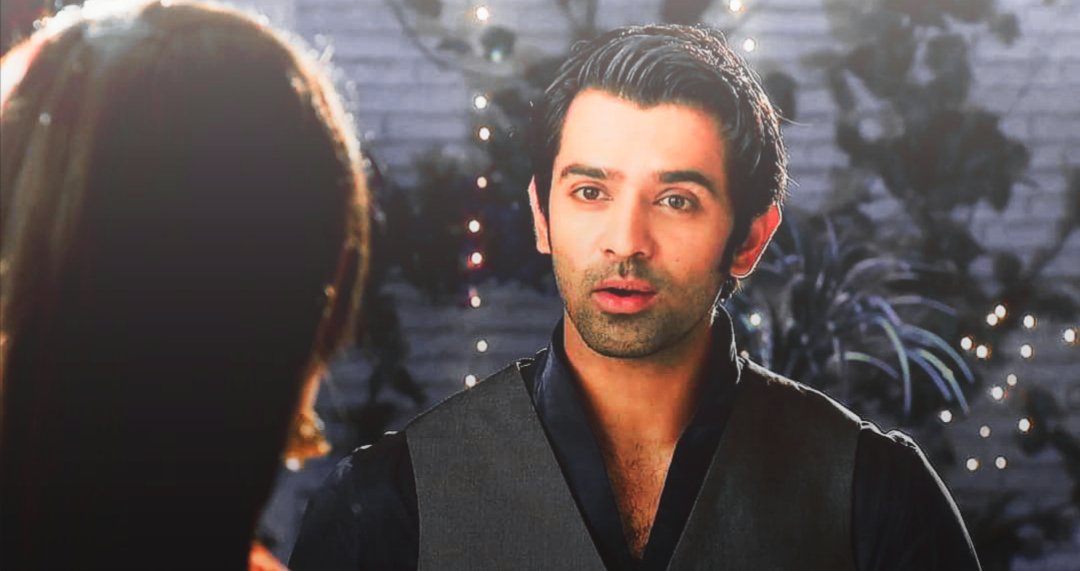 K: "Kisi Aur Ki Chudiyo Ke Liye Itna Pyaar, Aap Arnav Singh Raizada hi hai ya unke Sar par chada hua 102 bukhar"A: "Excuse Me,Btana Padega,Ye Khushi Kumari Gupta Bol Rhi Hai Ya Har Wqt Uske Sar Par Chada Hua Pagalpn" Their Banters  #BarunSobti  #SanayaIrani  #IPKKND  #Arshi