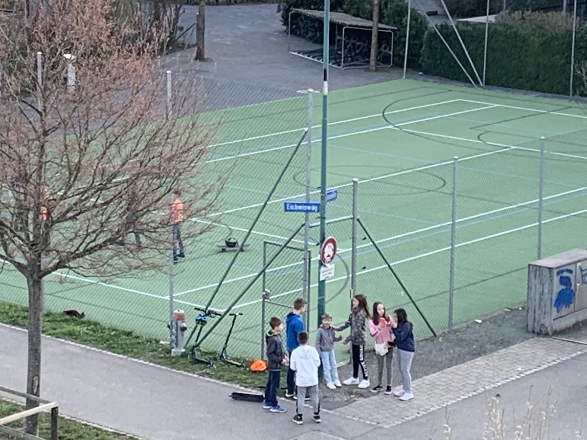 FabriceDIGONNET's tweet image. Thought that we were in lock down in Zurich? Schools are closed for a reason right? Apparently some parents do not care at all..I am deeply sadden by this attitude and lack of discipline in a country which is usually obeying to the rules. We have locked down our kids completely!