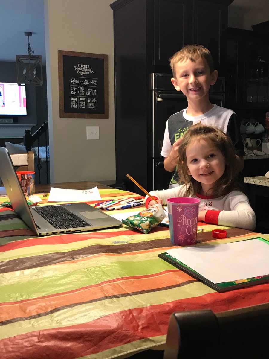 TESPrincipal's tweet photo. Snack time at the Castle household with Mo Willems!! #ExtendedELearning #PRE1920 https://t.co/1YZRNjF50r