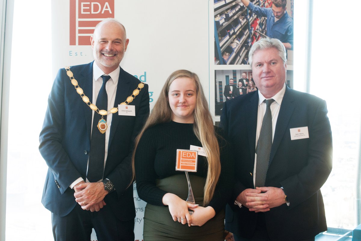 AstonTraining1's tweet photo. Aston as an apprenticeship delivery partner of EDA Apprenticeships Plus are extremely proud of Hannah’s achievement and applaud her commitment, determination. took home EDA Achievement Awards recently at a high-flying ceremony on the 34th floor of the Shard https://t.co/qzb66EHV96