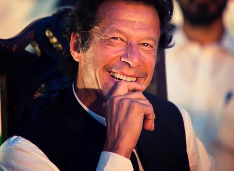 itzsafaah's tweet photo. Or Yeh Raha Hum Sab ka "Commander SafeGuard" 💕💯
#PMImranKhan https://t.co/bXZQK9ydG7