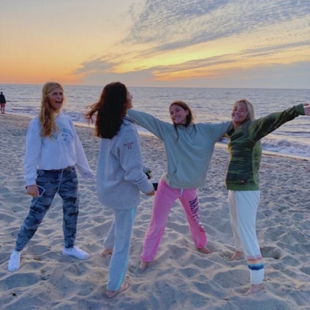 J1thread's tweet image. Ton prénom en emojis