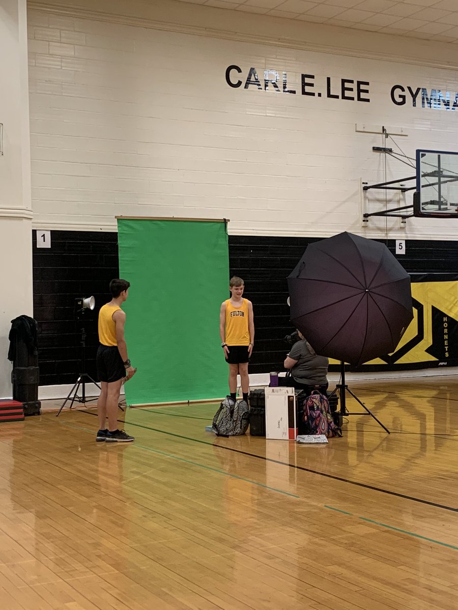 EricaJHogan's tweet photo. Thanks @WagnerPortraits for coming and taking spring personality photo and track pictures! https://t.co/RBgDOy72ev