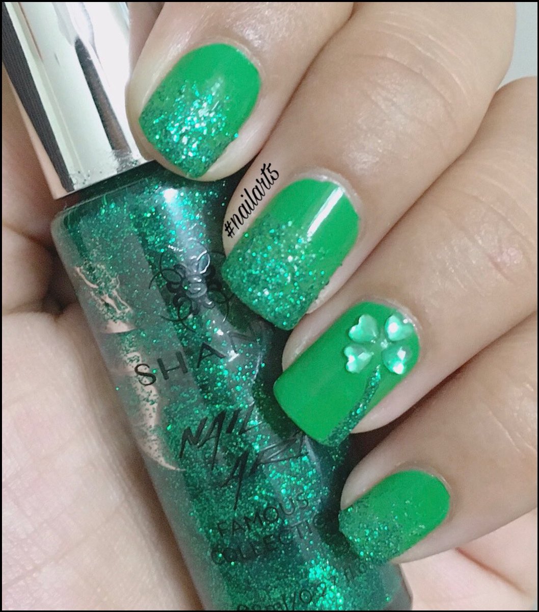 i_me_vibes_kv's tweet photo. Happy St.Patrick’s Day everyone ||
Greenpolish from @tsbeautyofficial 
Green Glitter from @shanycosmetics 
#nailart5 #nailart5bykv #naturalnails #stpatricksday #stpatricknails #shanynation #nails #polish #polsihgirl #nailart #naturalphotography #beauty #nailartdesign https://t.co/AQCfG5gGNu
