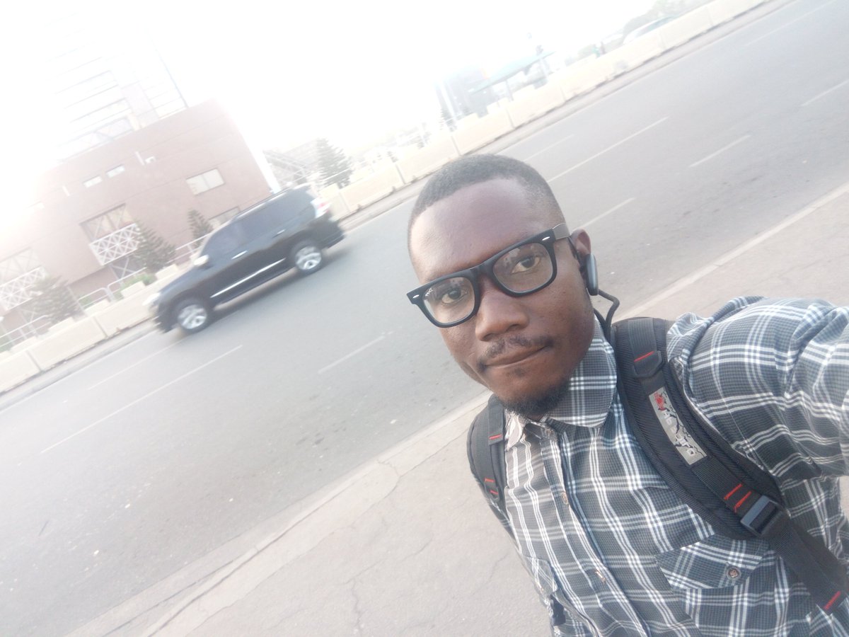 Orutu_AW's tweet image. Tech is really growing fast God give us the strength to follow up with the fast trend #WebDeveloper #techshark #phpDev