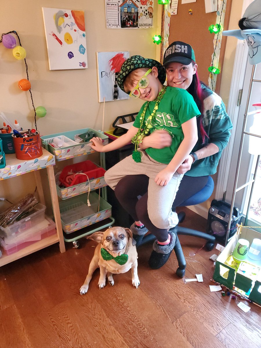 Lynnerbug's tweet photo. Happy St Patrick's Day 🍀 from our classroom to yours!❤️  #rpfamily @RPPrincipal https://t.co/V7AiI23ZZK