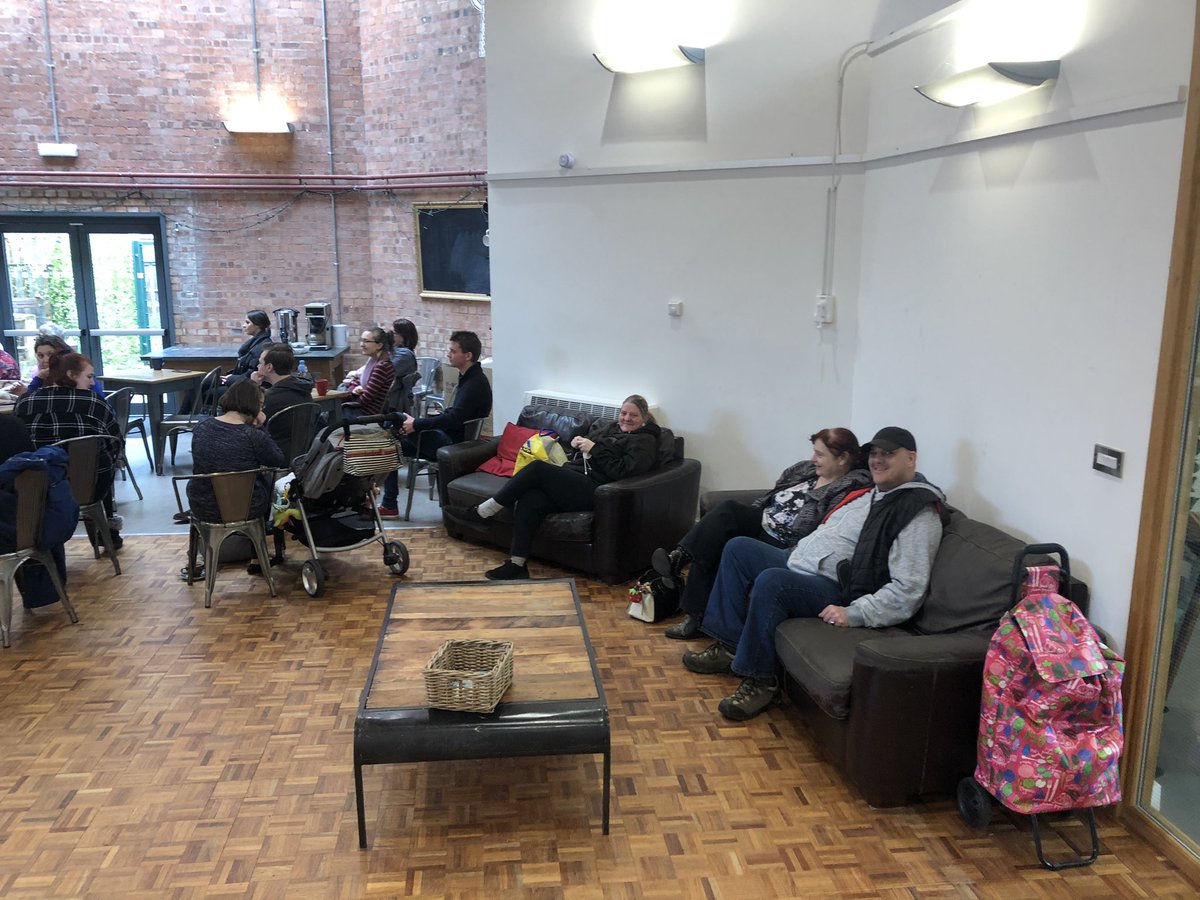 Enjoying fab lunchtime concert with @blacktrainmusikcic 🎵😁