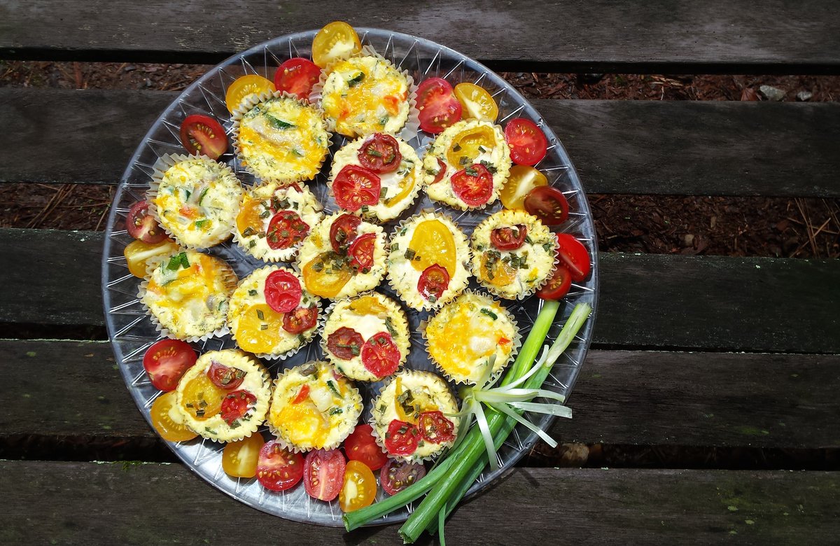 IsraeliKitchen's tweet image. 10 easy recipes you can make while working from home bit.ly/2w6EDY6 #socialdistancing #coronavirus #covid19 #cookingtips #recipe